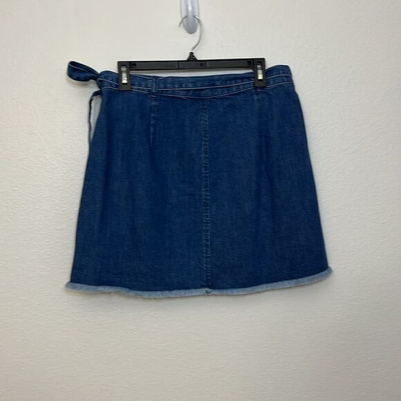 Madewell Raw-Hem Mini Wrap Skirt in Cardiff Wash sz 12 - Picture 5 of 9